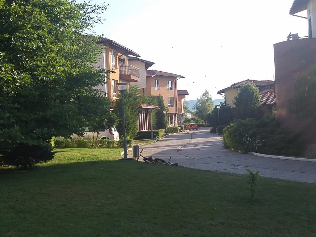 Black Sea Royal Villa 罗格其维 外观 照片